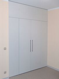 Begehbarer Wandschrank